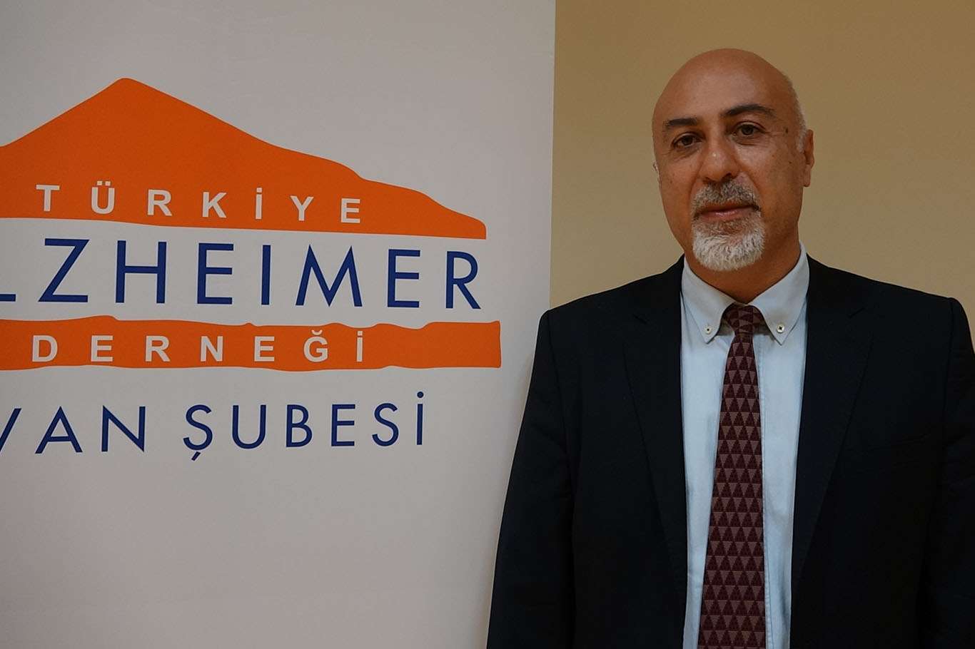 Alzheimer hastalığı nedir, tedavi yöntemleri nelerdir? Alzheimer hastalığı nedir, tedavi yöntemleri nelerdir?